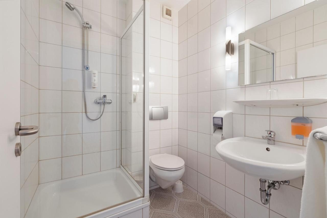 Hotel Imota Нойвид Экстерьер фото