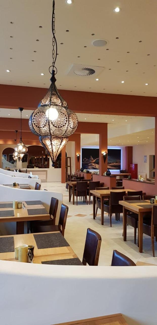 Hotel Imota Нойвид Экстерьер фото