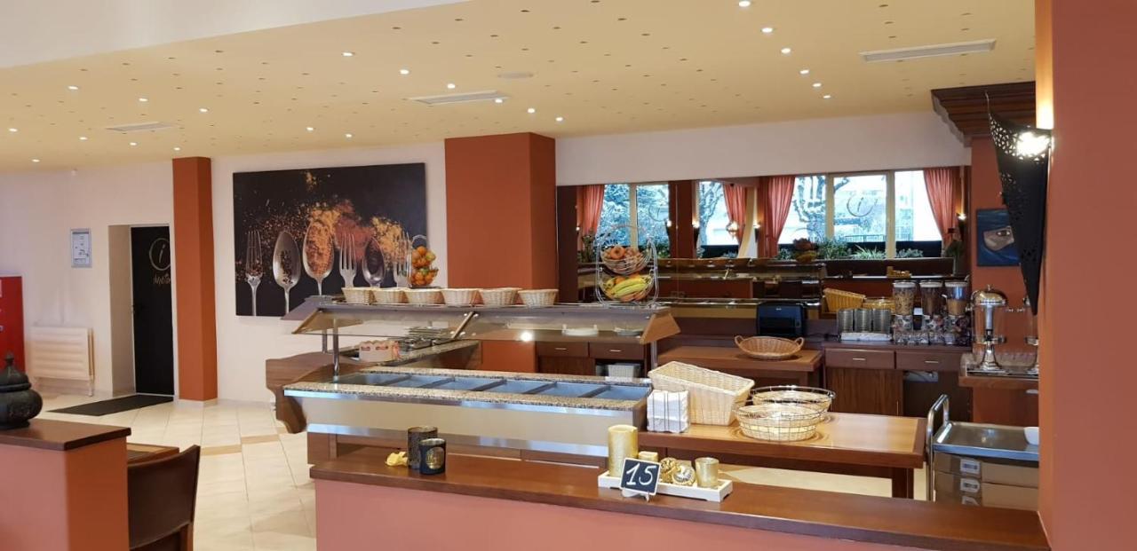 Hotel Imota Нойвид Экстерьер фото
